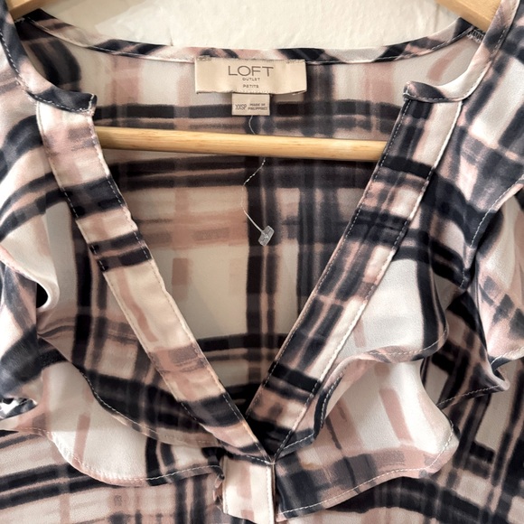 XXSP Loft Ruffled Blouse - Picture 2 of 2